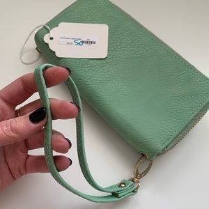Mint Double Zipper Leather Wallet with wristlet